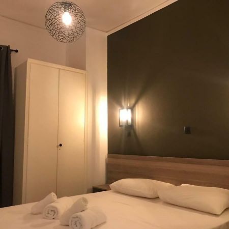 Renovated Minimal Apartment Next To Metro Atene Esterno foto