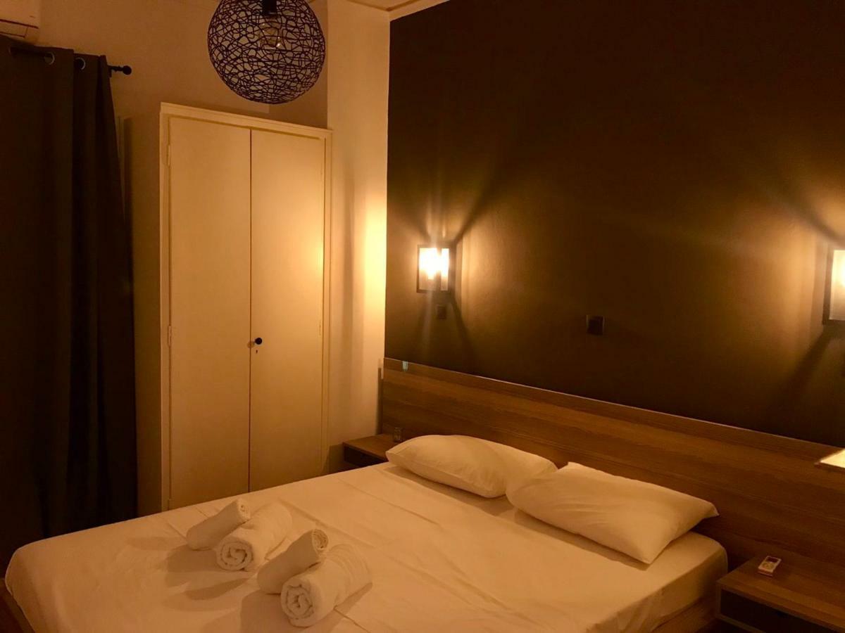 Renovated Minimal Apartment Next To Metro Atene Esterno foto