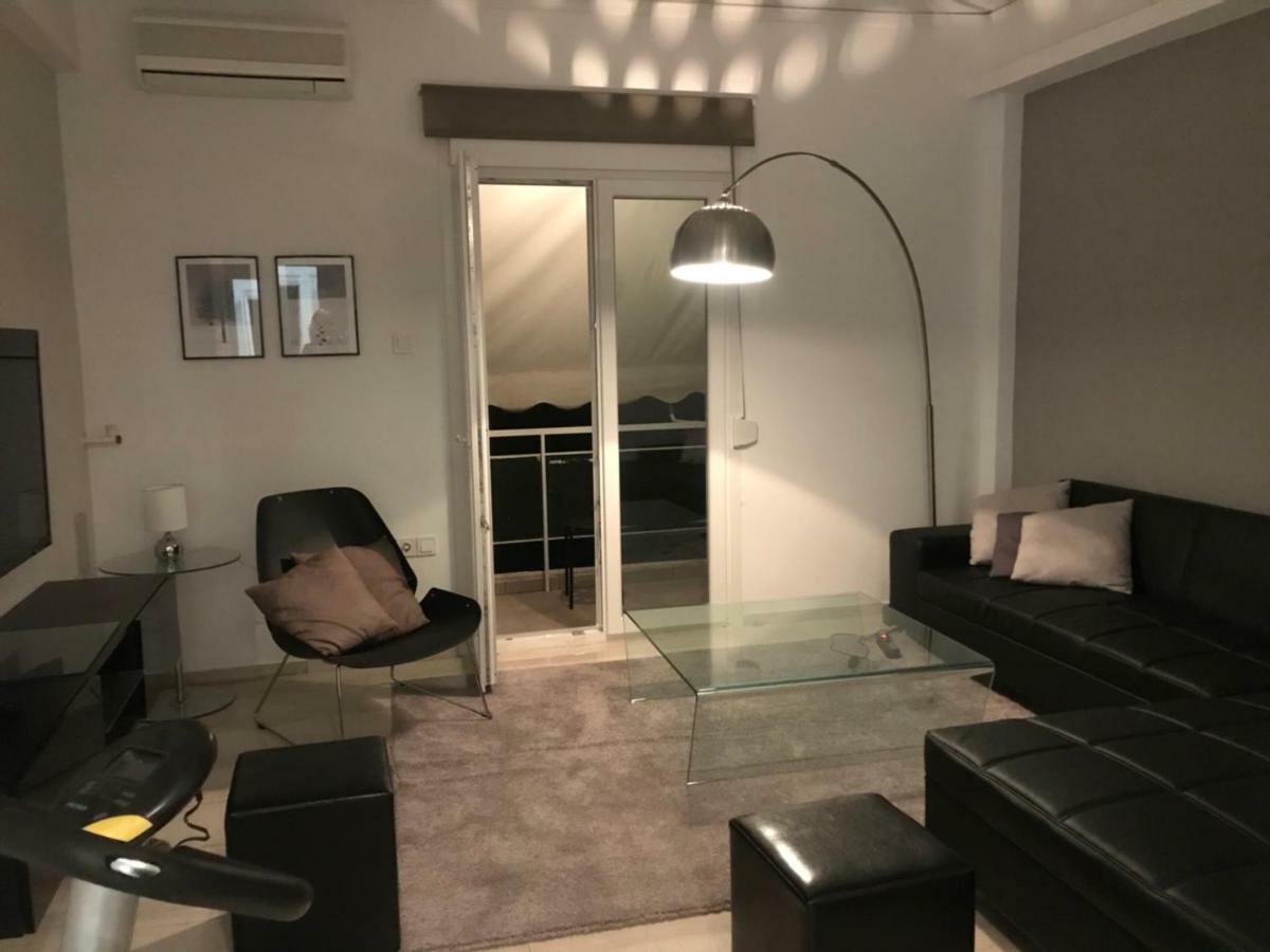 Renovated Minimal Apartment Next To Metro Atene Esterno foto