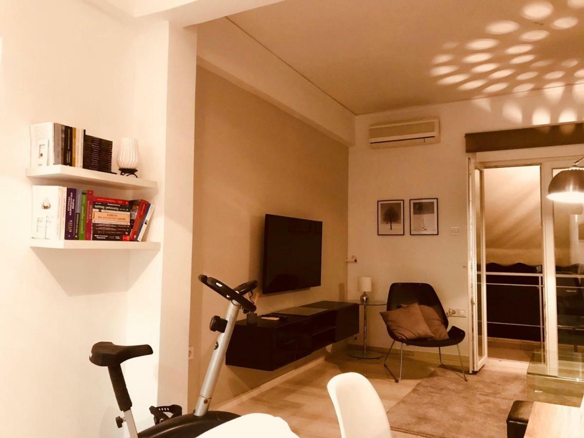 Renovated Minimal Apartment Next To Metro Atene Esterno foto