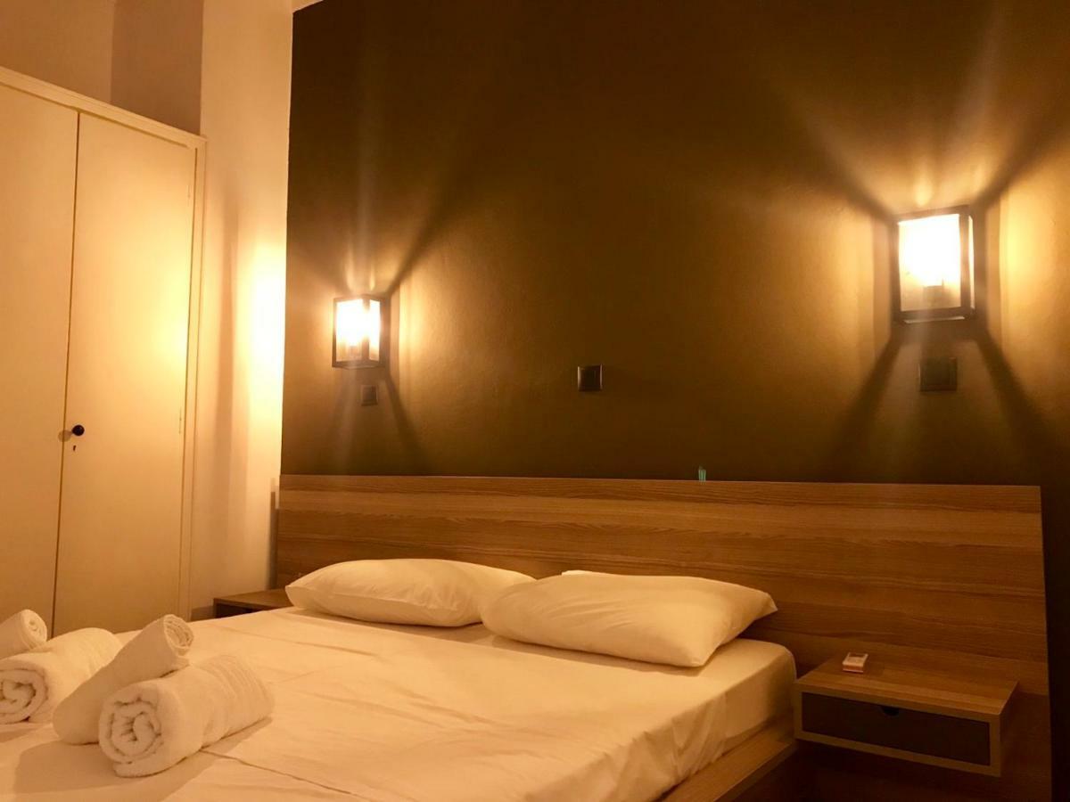 Renovated Minimal Apartment Next To Metro Atene Esterno foto